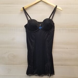 {6/M} Vintage Cosmopolitan Black Lace Trim Lingerie